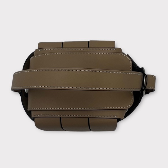 JW Anderson Beige Knot Bag NEW - Picture 8 of 12